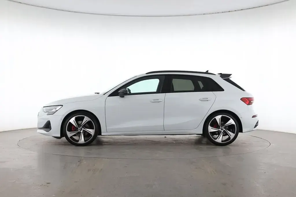 Gebraucht Audi A3 Advanced Plus 150 PS (110 kW) 2025 Gletscherweiß metallic Limousine