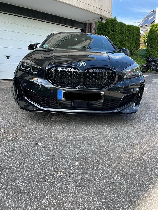 Gebraucht BMW M135 306 PS (225 kW) 2023 Schwarz Kleinwagen