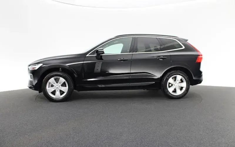 Gebraucht Volvo XC60 Core 197 PS (144 kW) 2023 Schwarz SUV
