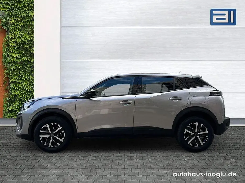 Gebraucht Peugeot 2008 Style 145 PS (106 kW) 2025 Grau SUV