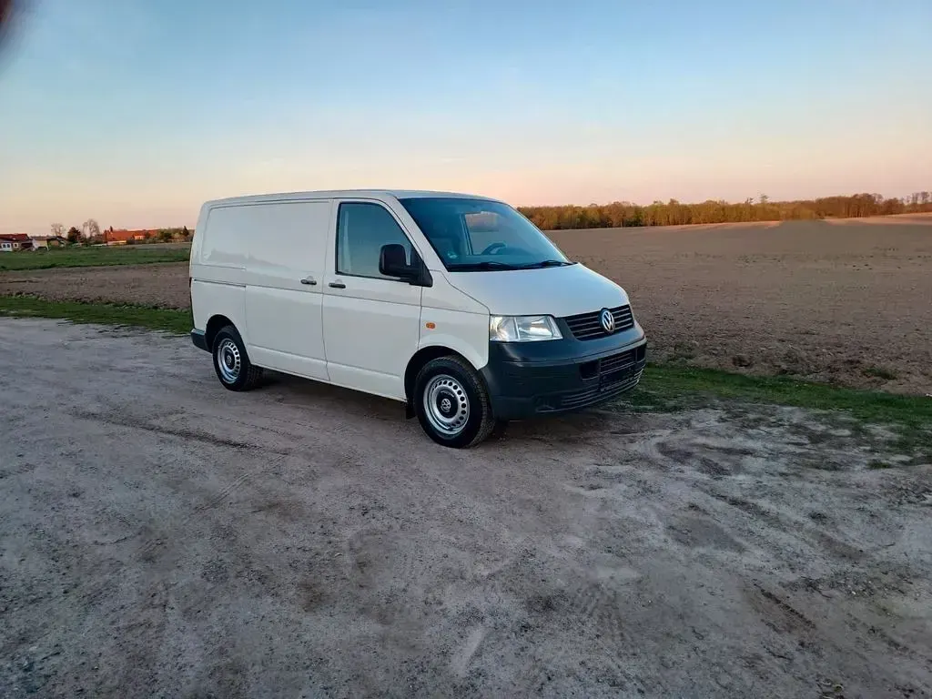 Usata VW Transporter 86 CV (63 kW) 2005 Bianco Furgone