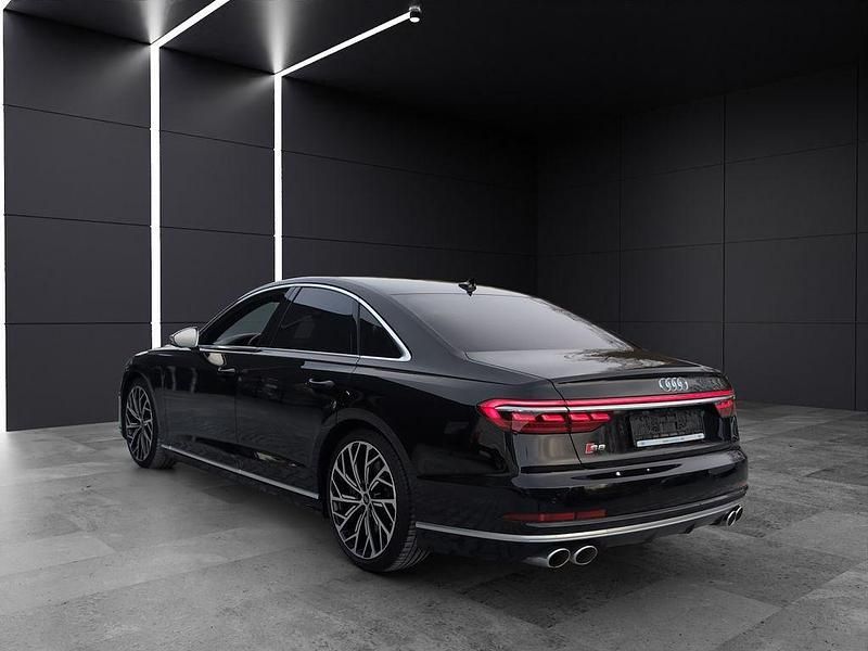 Gebraucht Audi S8 Sport 571 PS (419 kW) 2022 Schwarz Limousine