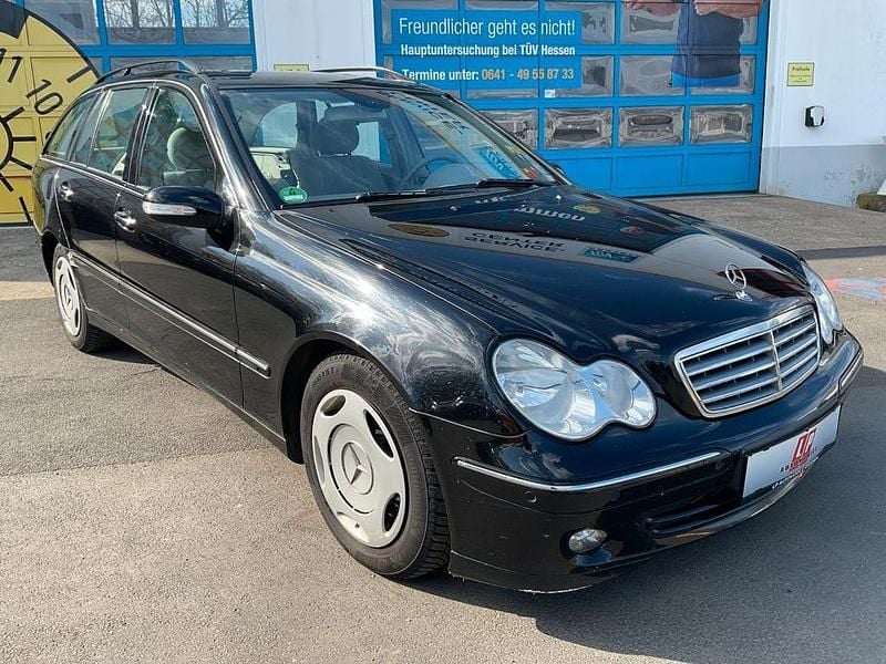 Gebraucht Mercedes C220 150 PS (110 kW) 2005 Schwarz Kombi