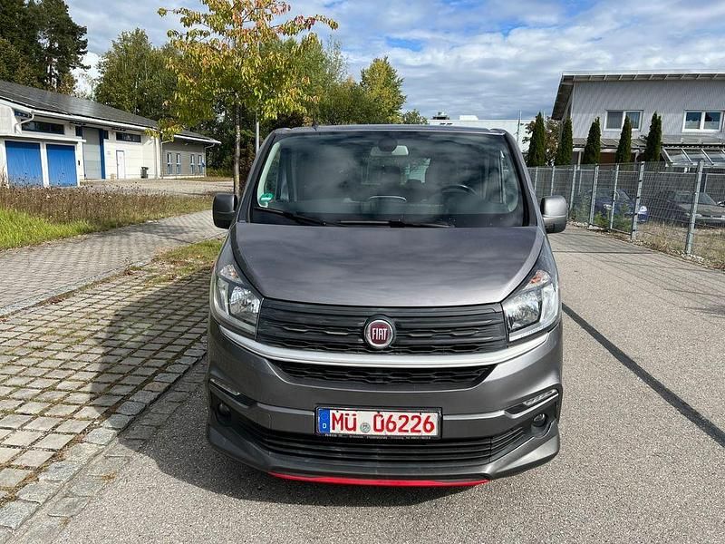 Grau Gebraucht 2020 Fiat Talento Van | 12.800 € (Fairer Preis) - Bild 1/4