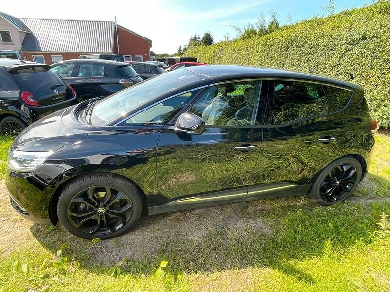 Schwarz Gebraucht 2019 Renault Scénic IV Black Edition Van / Kleinbus | 18.700 € (Fairer Preis) - Bild 1/4