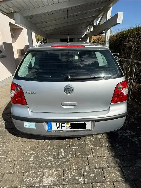 Gebraucht VW Polo Basis 54 PS (39 kW) 2004 Silber Kleinwagen