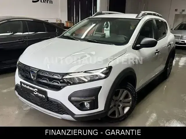 Gebraucht Dacia Sandero Stepway 183 PS (134 kW) 2022 Weiß SUV