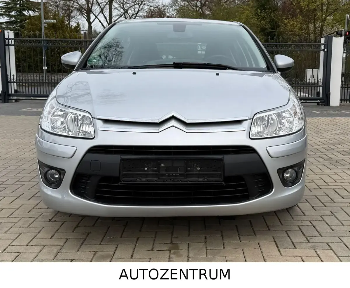 Używany Citroën C4 Tonic 120 KM (88 kW) 2010 Szary Sedan/Limuzyna