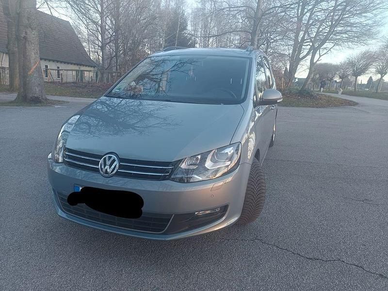 Gebraucht VW Sharan Comfortline 170 PS (125 kW) 2012 Blau Van / Kleinbus