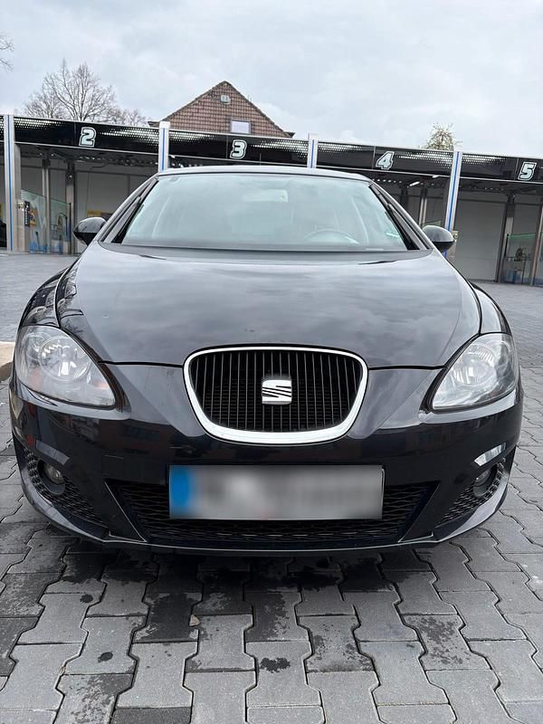 Gebraucht Seat Leon Copa 125 PS (91 kW) 2012 Schwarz Limousine