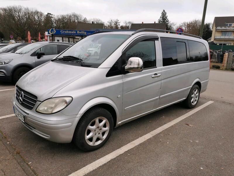 Silber Gebraucht 2009 Mercedes Vito Van / Kleinbus | 7.900 € - Bild 1/4