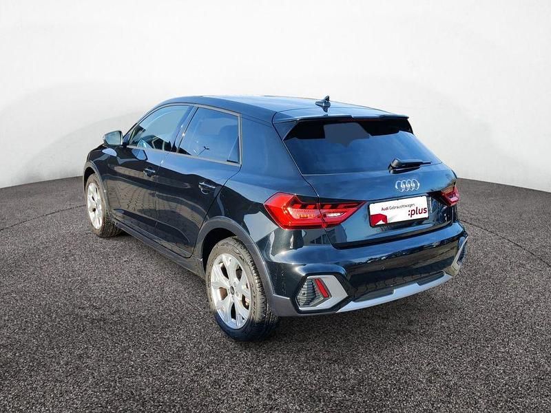 Gebraucht Audi A1 Sport 116 PS (85 kW) 2025 Mythosschwarz metallic Limousine