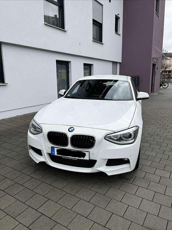 Gebraucht BMW 118 143 PS (105 kW) 2014 Weiß Kleinwagen