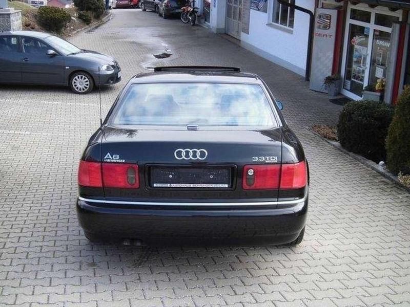 Gebraucht Audi A8 224 PS (164 kW) 2001 Schwarz (metallic) Limousine
