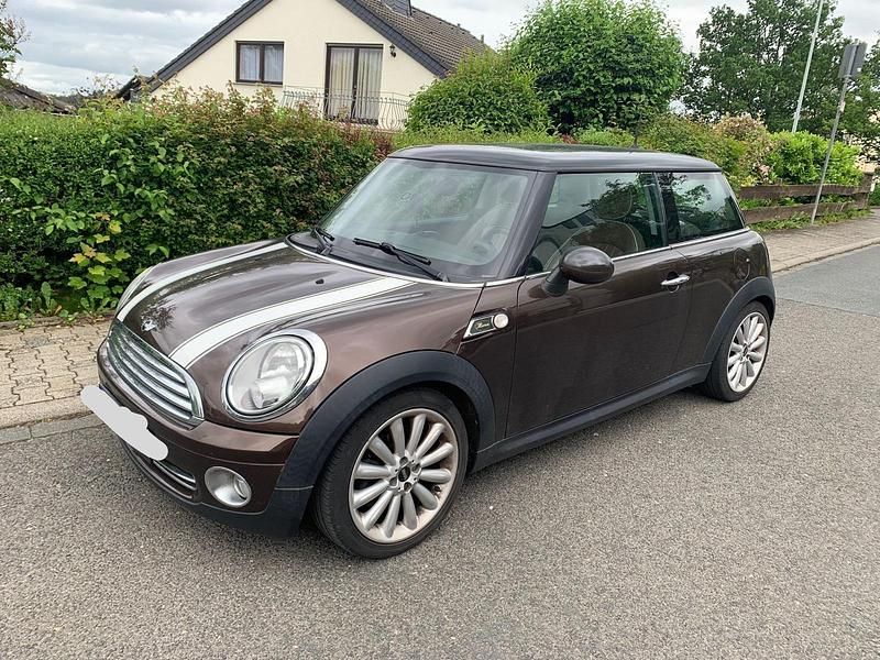 Gebraucht Mini Cooper 120 PS (88 kW) 2010 Braun Kleinwagen