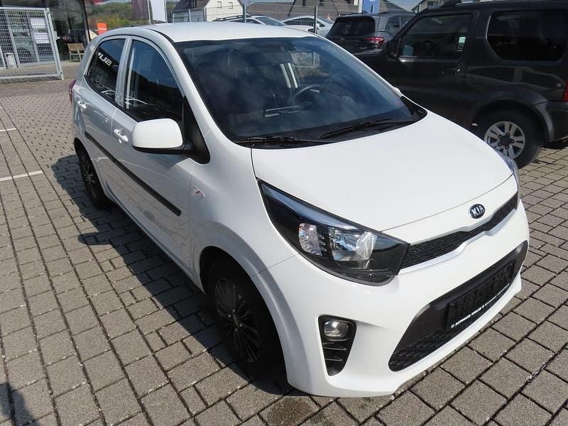 Second-hand Kia Picanto Attract 67 CP (49 kW) 2020 Alb Hatchback