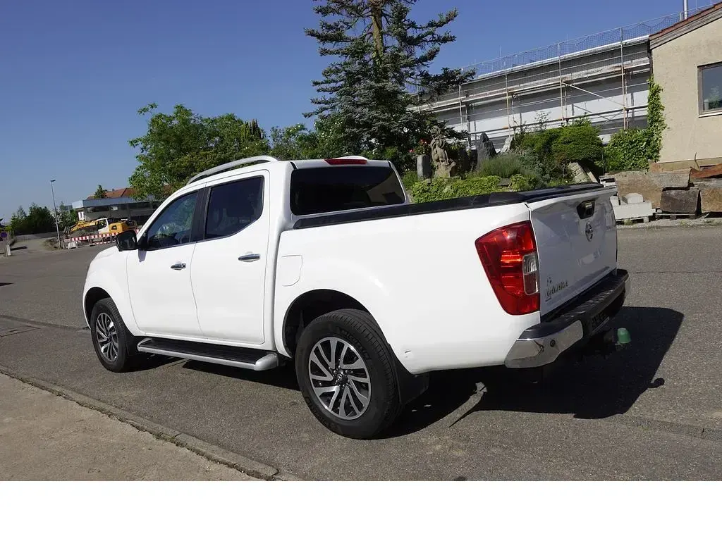 Gebraucht Nissan Navara Tekna 190 PS (139 kW) 2018 Weiß Pickup