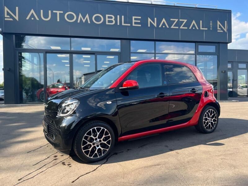 Schwarz Gebraucht 2020 Smart ForFour Electric Drive Prime Exclusive Kleinwagen | 14.999 € (Teuer) - Bild 1/4
