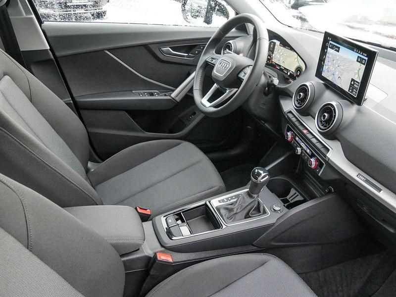 Gebraucht Audi Q2 Advanced 150 PS (110 kW) 2025 Mythosschwarz metallic SUV