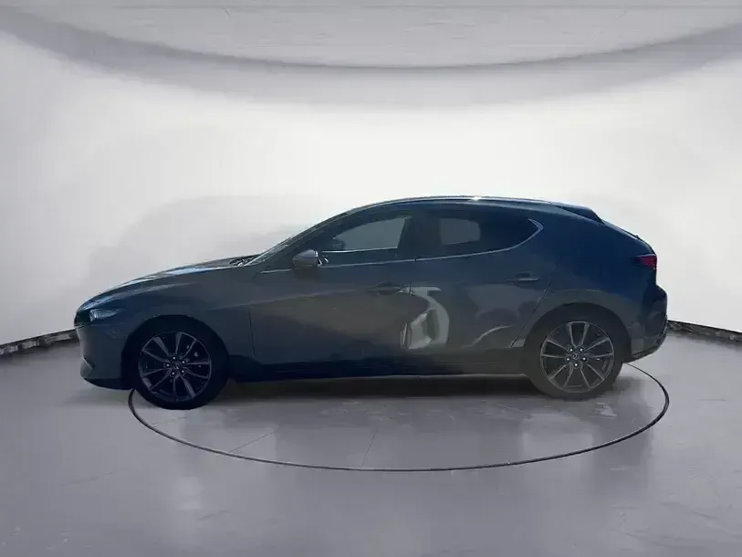 Używany Mazda 3 Selection 122 KM (89 kW) 2019 Szary Sedan/Limuzyna