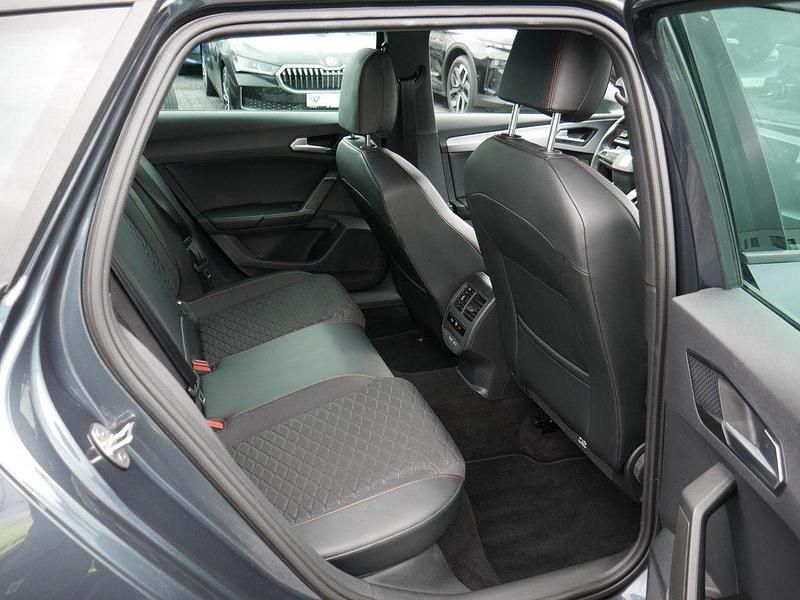 Gebraucht Seat Leon Beats 150 PS (110 kW) 2022 Grau Limousine