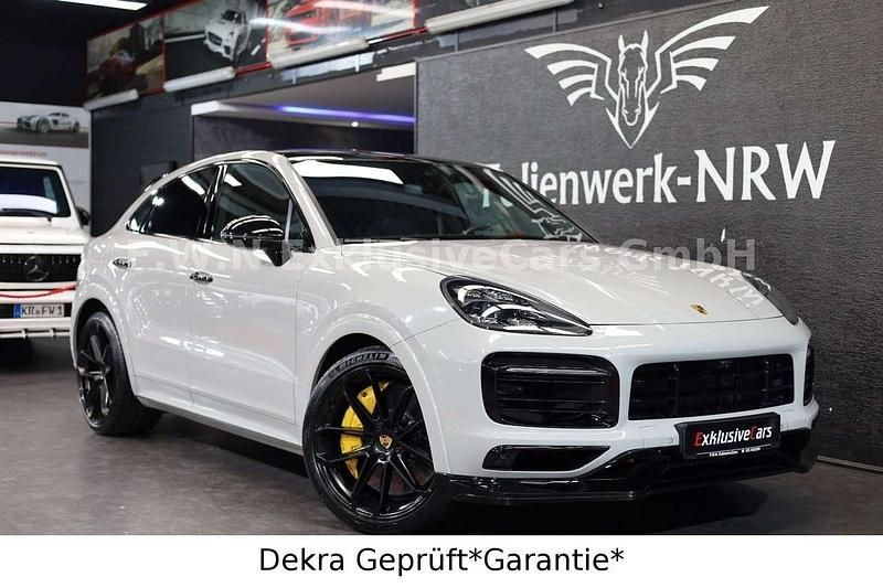 Kreide Gebraucht 2022 Porsche Cayenne E-Hybrid Coupe Coupé | 84.970 € (Fairer Preis) - Bild 1/4