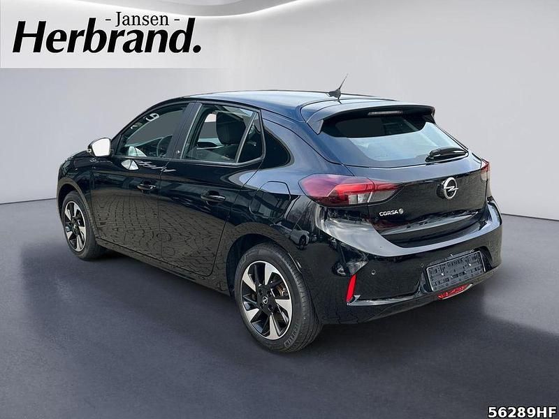 Gebraucht Opel Corsa-e Edition 100 kW (136 PS) 2022 Diamant schwarz/karbon schwarz Kleinwagen