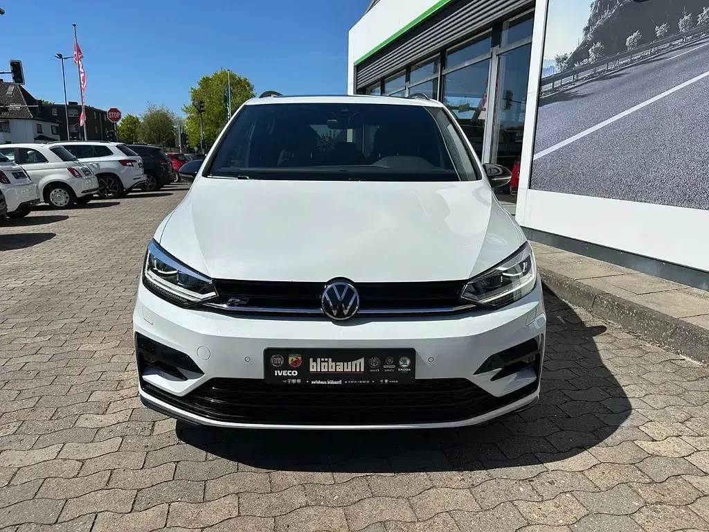 Gebraucht VW Touran R-line 150 PS (110 kW) 2021 Weiß Van / Kleinbus