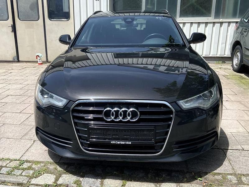 Gebraucht Audi A6 Ambiente 313 PS (230 kW) 2012 Schwarz Kombi