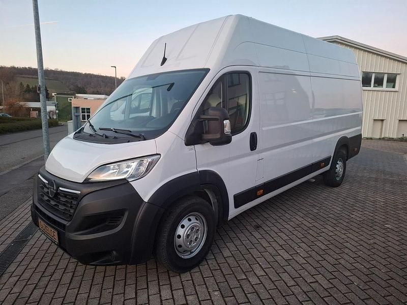 Gebraucht Opel Movano 140 PS (102 kW) 2023 Weiß Van