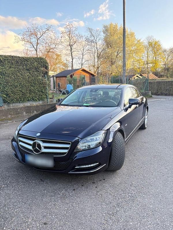 Gebraucht Mercedes CLS350 265 PS (194 kW) 2012 Blau Coupé