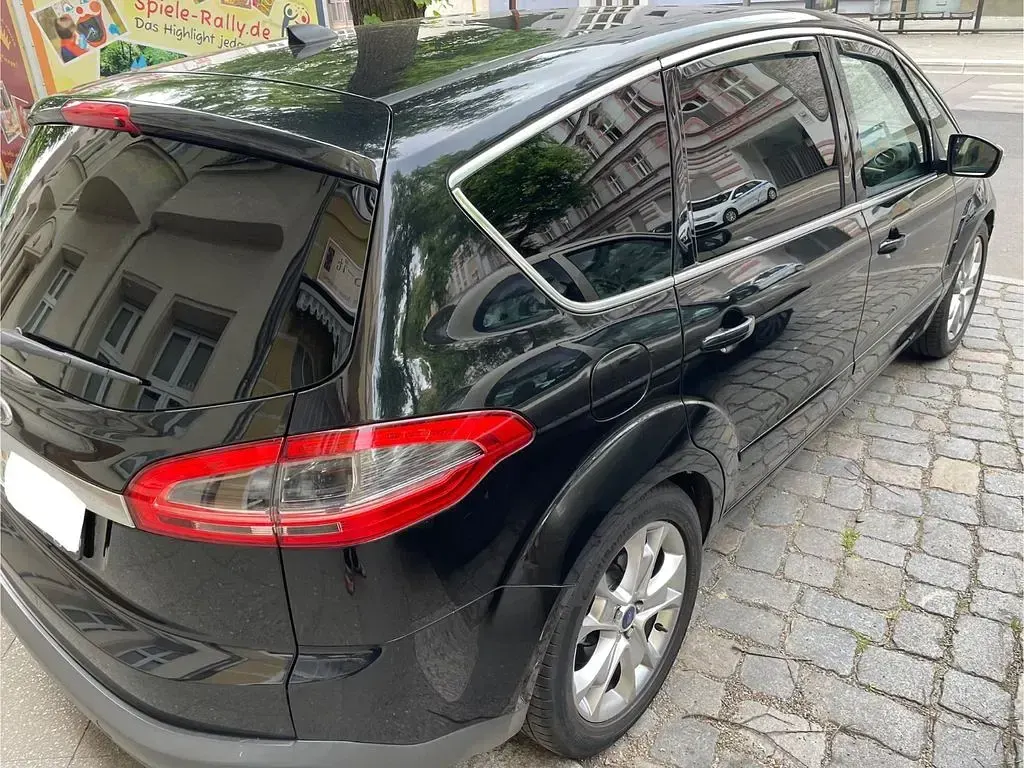 Gebraucht Ford S-MAX Titanium X 203 PS (149 kW) 2011 Schwarz Van / Kleinbus