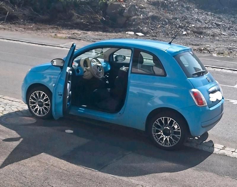 Blau Gebraucht 2011 Fiat 500 Kleinwagen | 3.700 € (Guter Preis) - Bild 1/4