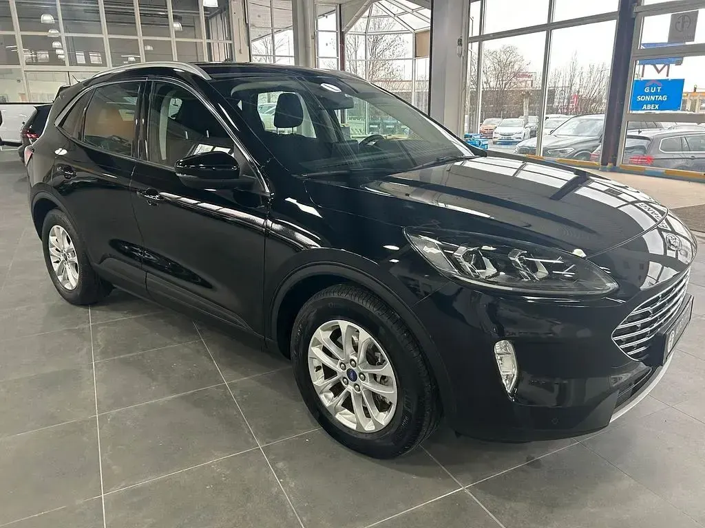 Gebraucht Ford Kuga Titanium 224 PS (164 kW) 2021 Schwarz SUV