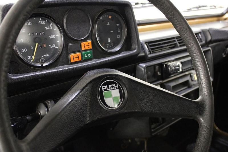 Gebraucht Mercedes G230 116 PS (85 kW) 1993 Gold SUV