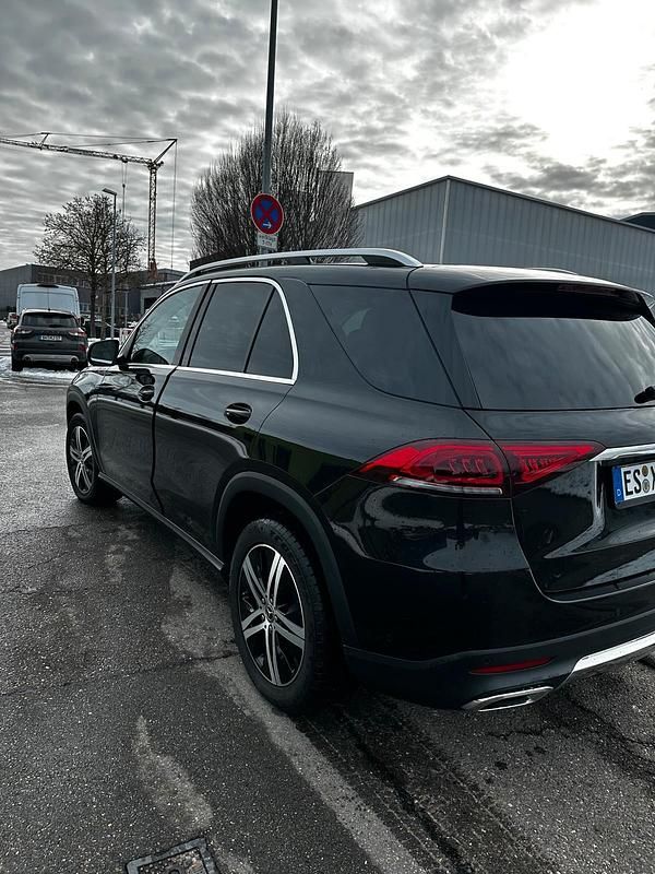 Gebraucht Mercedes GLE300 2022 Schwarz SUV
