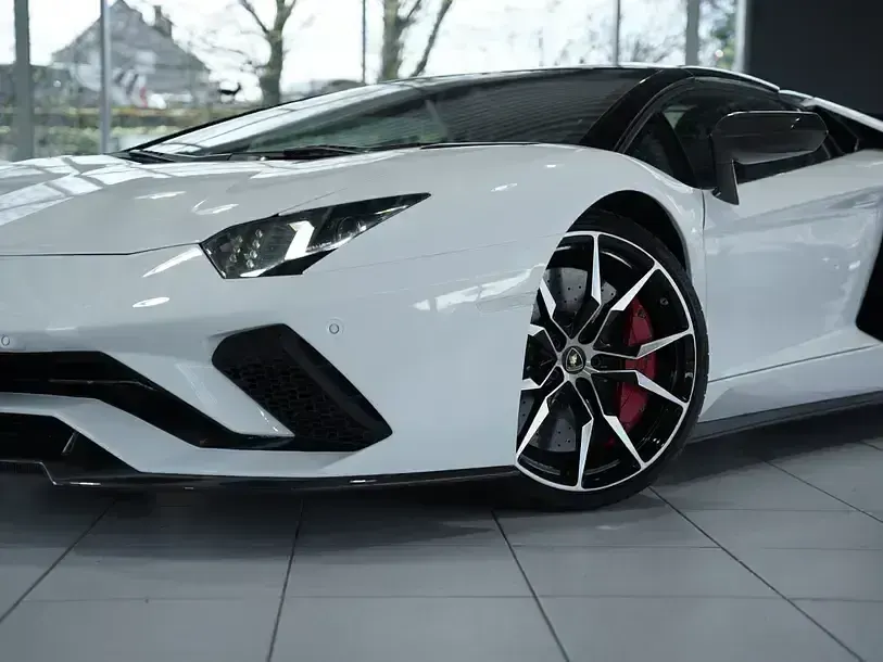 Gebraucht Lamborghini Aventador 742 PS (545 kW) 2019 Weiß Cabrio