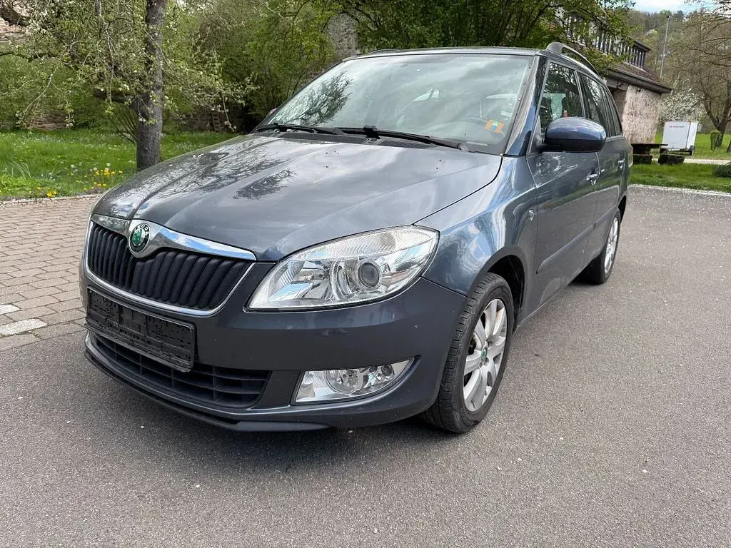 Gebraucht Skoda Fabia Elegance 90 PS (66 kW) 2011 Grau Kombi