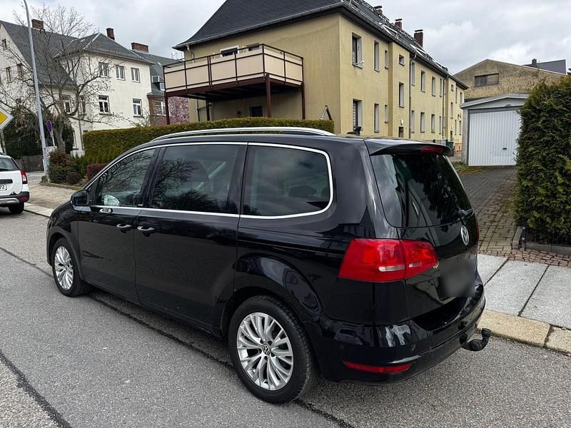 Gebraucht VW Sharan 150 PS (110 kW) 2012 Schwarz Van / Kleinbus