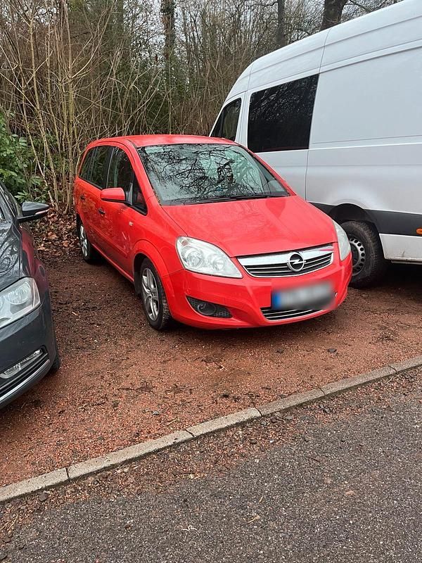 Gebraucht Opel Zafira 120 PS (88 kW) 2008 Rot Van / Kleinbus