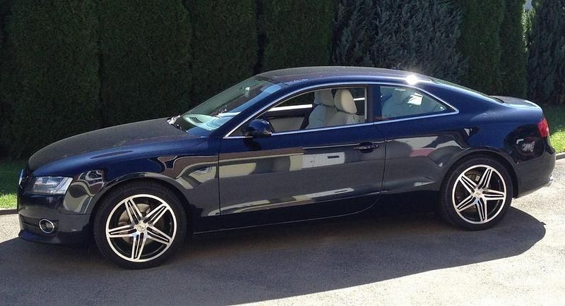 Gebraucht Audi A5 Proline 239 PS (175 kW) 2009 Blau Coupé