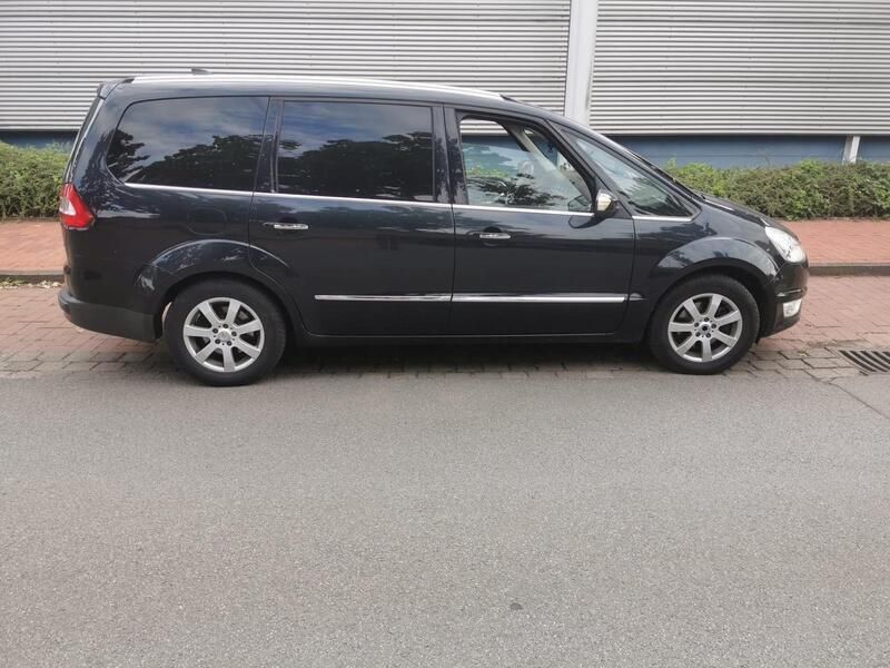 Schwarz Gebraucht 2010 Ford Galaxy Titanium Van / Kleinbus | 2.950 € (Guter Preis) - Bild 1/4