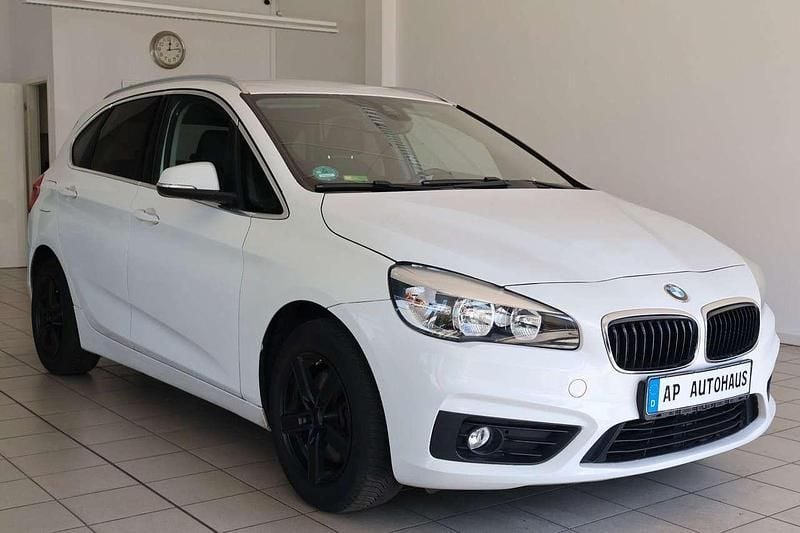 Alpinweiss iii Gebraucht 2014 BMW 218 Van / Kleinbus | 7.490 € (Superpreis) - Bild 1/4