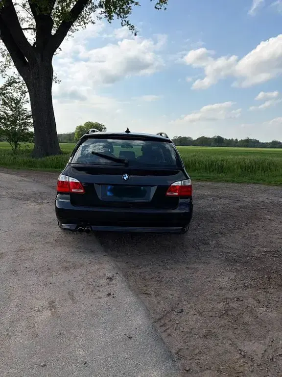 Gebraucht BMW 545 333 PS (244 kW) 2004 Schwarz Kombi