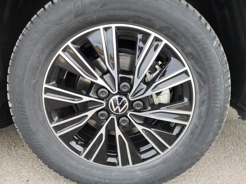 Neu VW T7 Edition 245 PS (180 kW) 2025 Deep black perleffekt Van