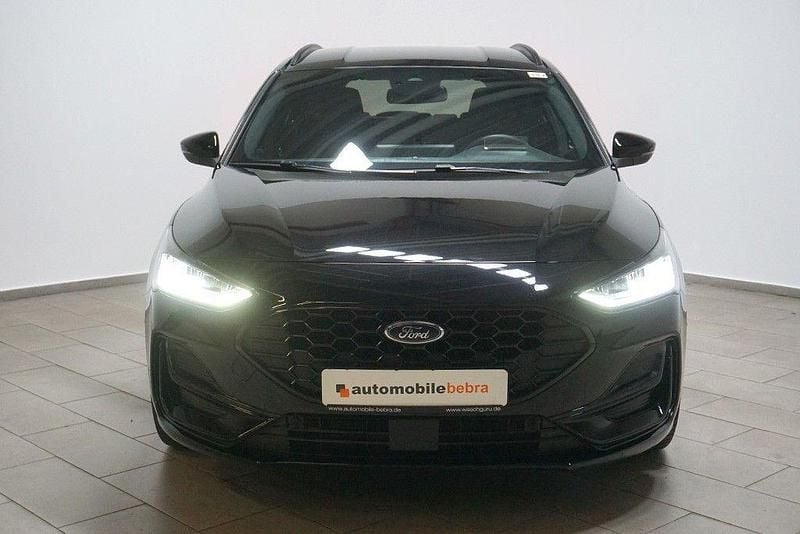 Gebraucht Ford Focus ST-Line X 125 PS (91 kW) 2023 Schwarz Kombi