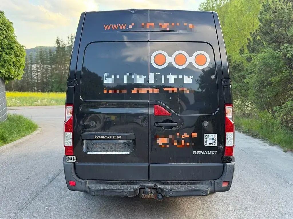Gebraucht Renault Master 150 PS (110 kW) 2013 Schwarz Van / Kleinbus