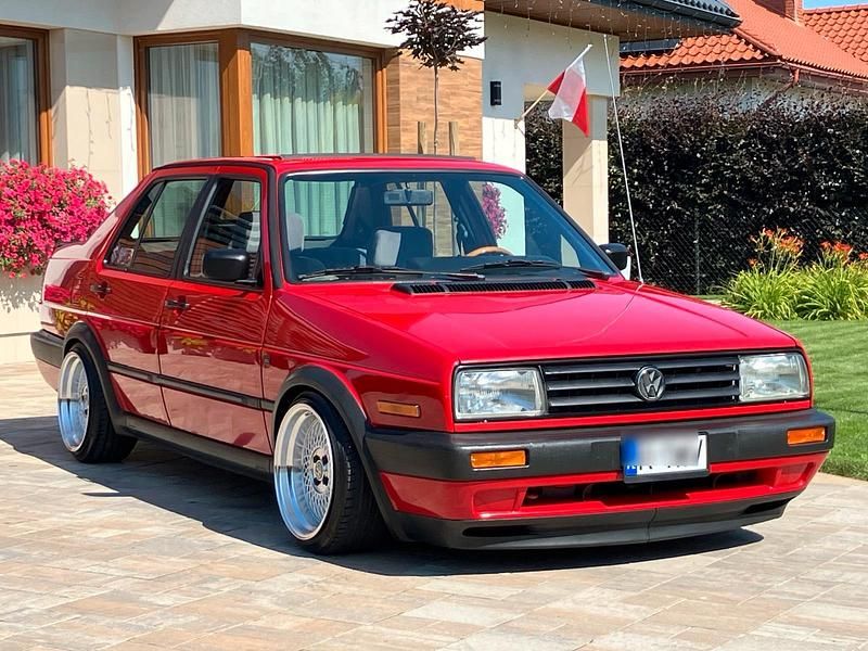 Rot Gebraucht 1991 VW Jetta GT Limousine | 7.500 € - Bild 1/4