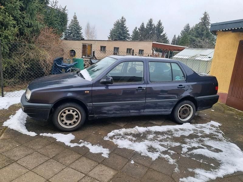 Gebraucht VW Vento 90 PS (66 kW) 1996 Limousine