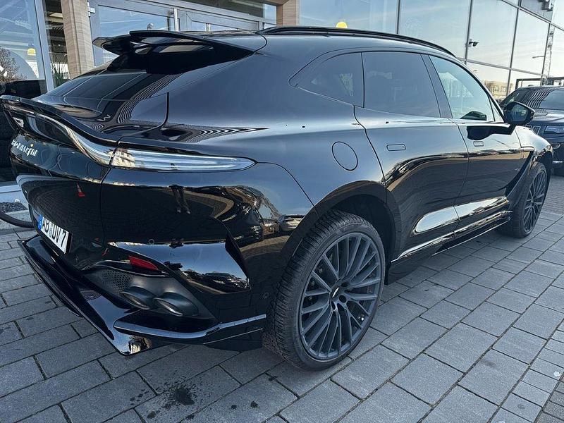 Gebraucht Aston Martin DBX 707 PS (519 kW) 2024 Schwarz SUV